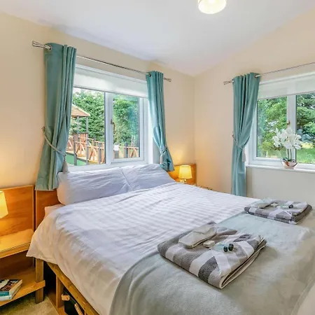 Lodge 2 Bed In Malton Oc-87936 *