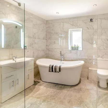 2 Bed In Malton Oc-87936 Lodge